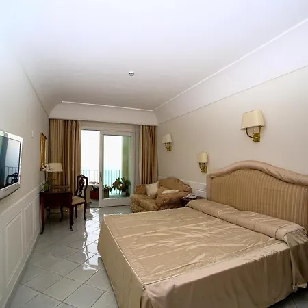 Fraulo Otel 4*
