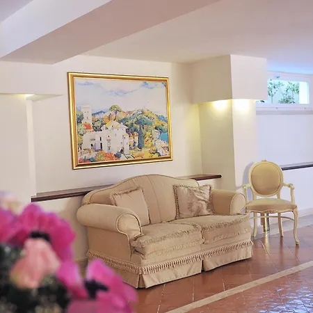 Otel Fraulo
