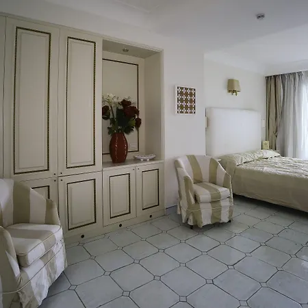 Otel Fraulo