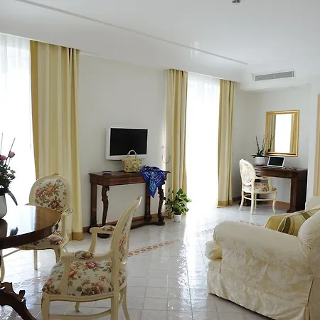Hotel Fraulo Ravello