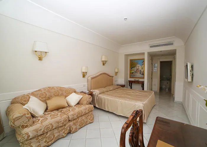 Fraulo Hotel
