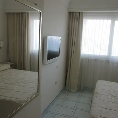 Fraulo Hotel 4*